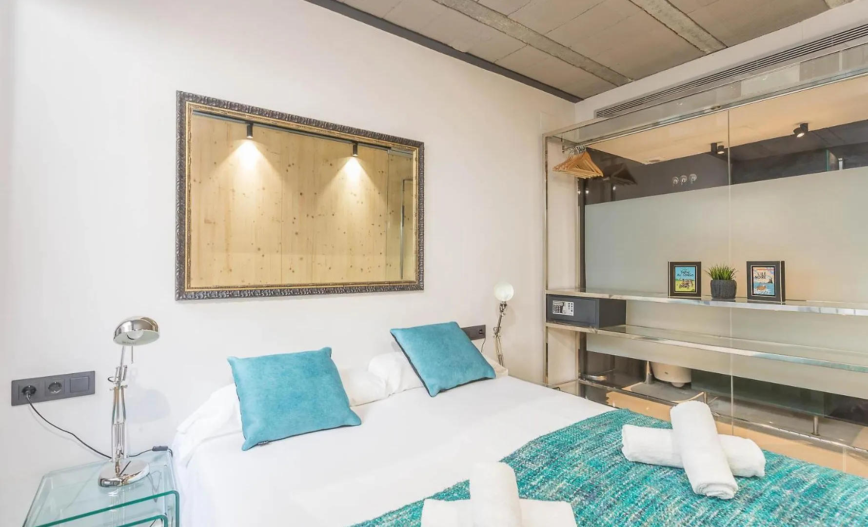 My Space Barcelona Brand New Apartments In City Center 0*,  İspanya